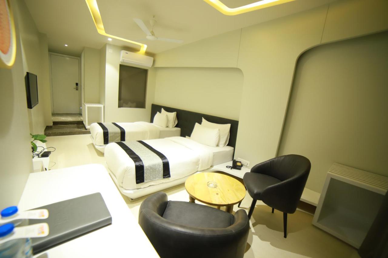 Hotel Brij Residency Top Selling , Lātūr Exterior foto